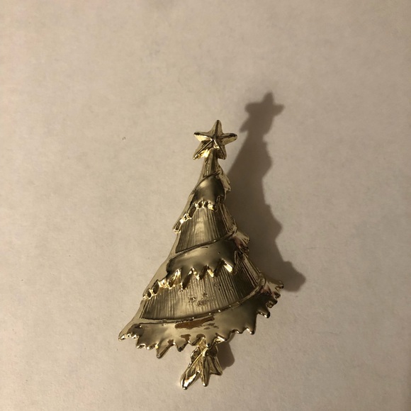 Brooch - Picture 2 of 4